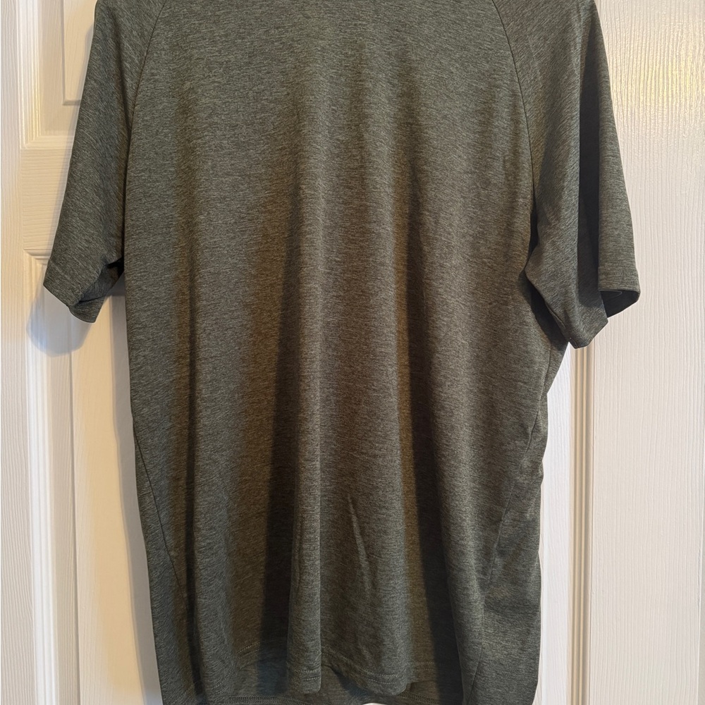 Classic Men's Heather Green Tee